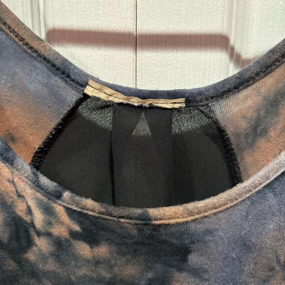 ONE WORLD Women’s Tie Dye Mesh Blouse Top Shirt - navy/brown, size M - Picture 5 of 5